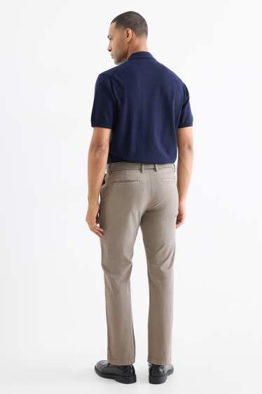 Bărbați - Chino cu curea - regular fit - gri