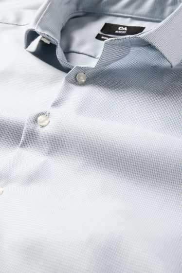 Herren - Businesshemd - Slim Fit - Cutaway - bügelleicht - hellblau