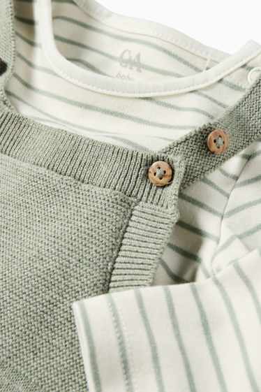 Baby: jongens - Newborn outfit - groen