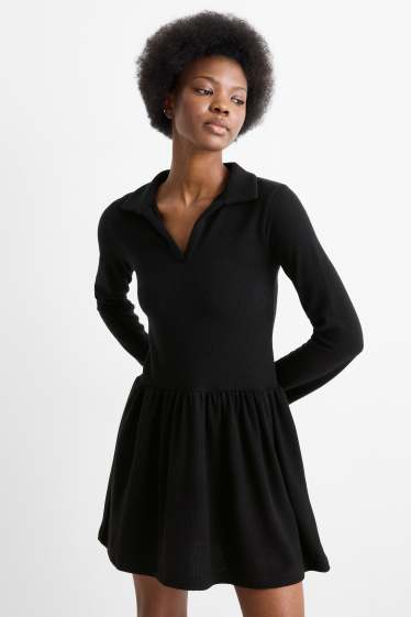 Femmes - Robe évasée - côtelée - noir