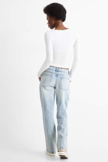 Women - Straight jeans - low-rise waist - denim-light blue