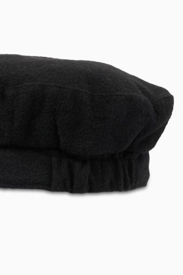 Dámské - Klapky na uši - černá