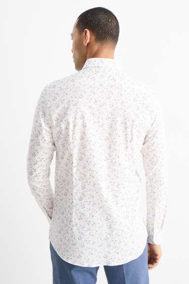 Herren - Businesshemd - Slim Fit - Kent - bügelleicht - gemustert - weiß