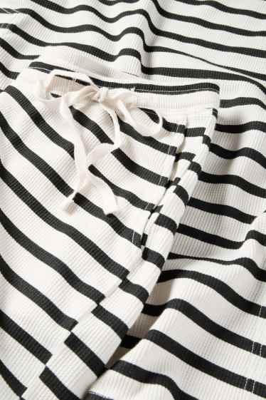 Damen - Still-Shorty-Pyjama - gestreift - strukturiert - weiß / schwarz