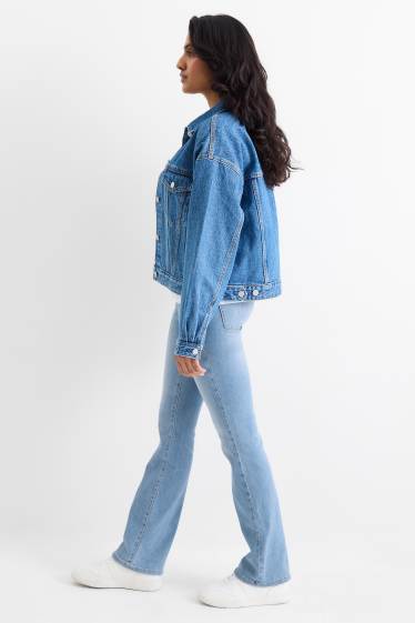 Damen - Bootcut Jeans - Mid Waist - helljeansblau