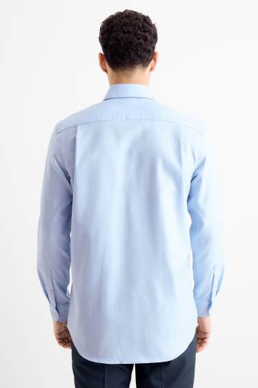 Herren - Businesshemd - Regular Fit - Cutaway - bügelfrei - hellblau