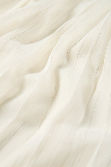 Kinder Mädchen - Plissee-Jumpsuit - Glanz-Effekt - cremeweiss