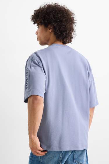 Uomo - T-shirt - oversize - azzurro