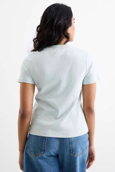 Femei - Tricou cu ștrasuri - regular fit - turcoaz deschis