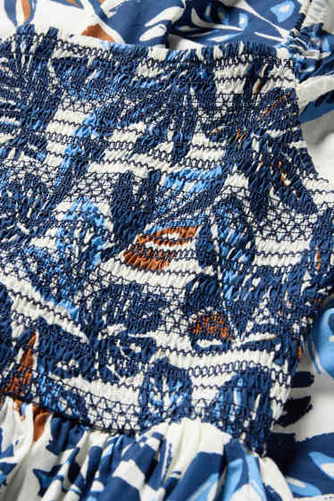Women - Dress - patterned - smocked - dark blue / creme white