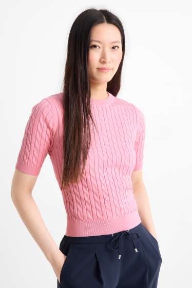 Femmes - Pull en maille - manches courtes - motif tressé - rose