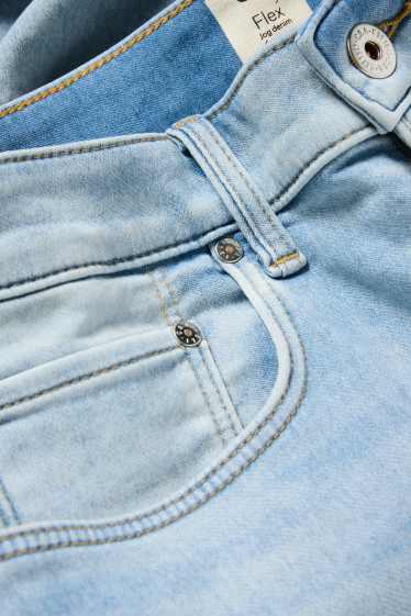 Pánské - Džínové šortky - Flex jog denim - LYCRA® - světle modrá