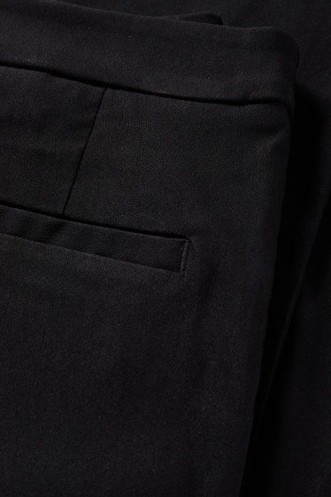 Damen - Caprihose - Mid Waist - Slim Fit - schwarz