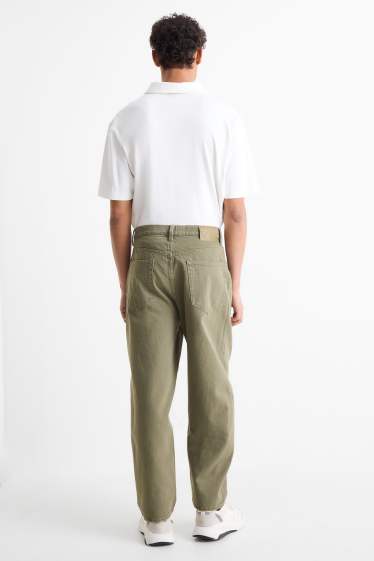 Herren - Barrel Jeans - grün