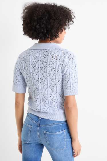 Women - Knitted jumper - short sleeve - light blue