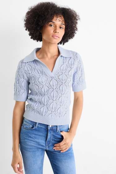 Women - Knitted jumper - short sleeve - light blue