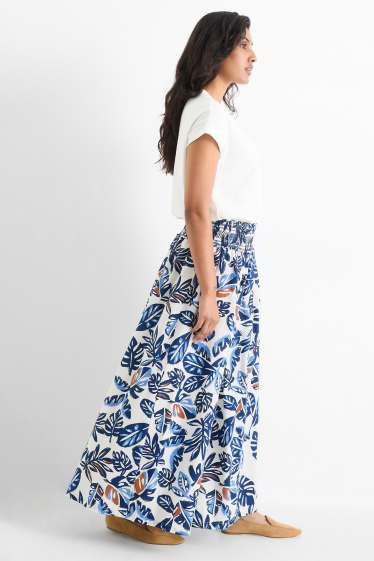 Women - Skirt - patterned - dark blue / white