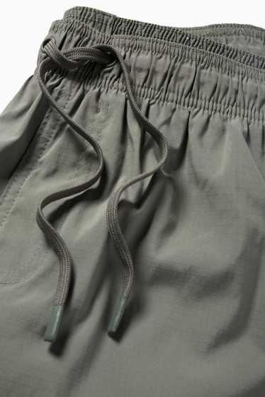 Herren - Badeshorts - 2-in-1-Look - grün