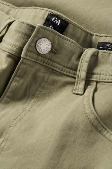 Men - Shorts - Flex - green