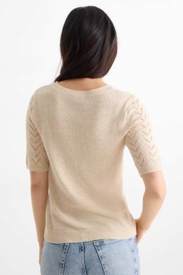 Femei - Pulover tricotat - mânecă scurtă - bej