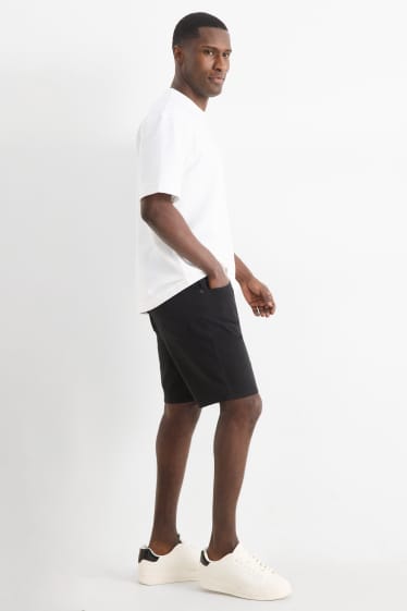 Men - Shorts - Flex - black
