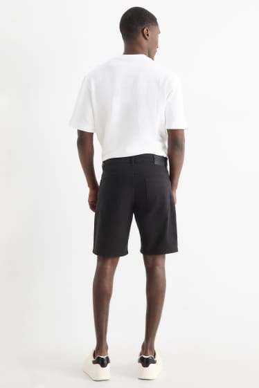 Men - Shorts - Flex - black