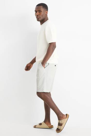 Herren - Shorts - weiss
