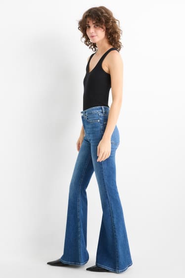 Donna - Jeans svasati - vita alta - blu
