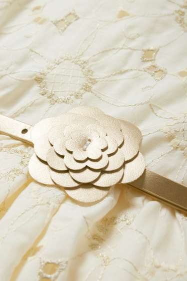 Enfants filles - Fleur - robe avec ceinture - finition brillante - allure festive - blanc crème