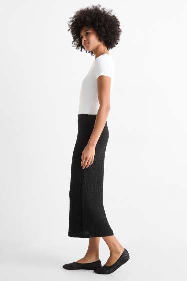 Women - Skirt - textured - black