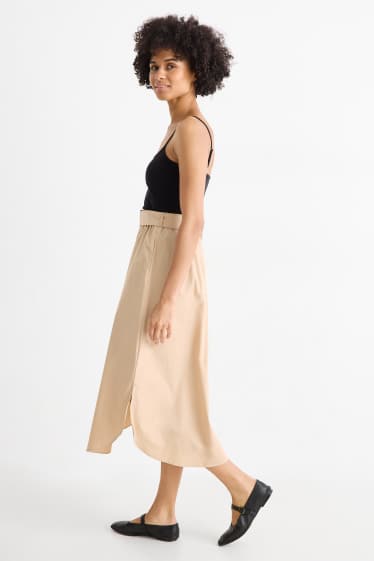 Dona - Faldilla amb cinturó - beix