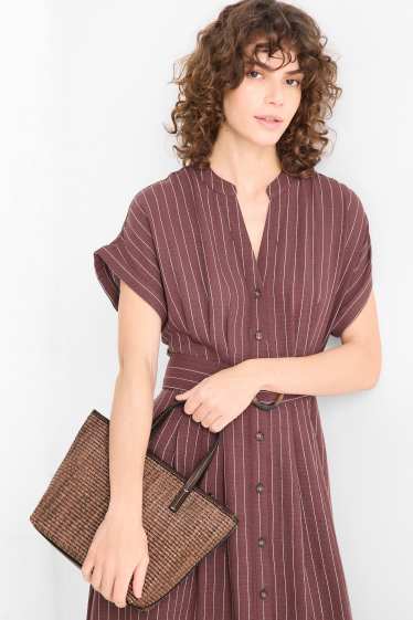 Damen - Großer Shopper mit abnehmbarem Taschengurt - dunkelbraun