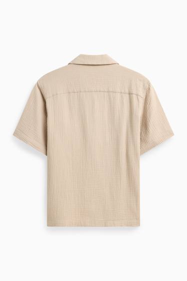 Home - Camisa - relaxed fit - coll solapa - marró clar