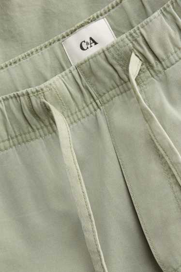 Uomo - Shorts cargo - verde