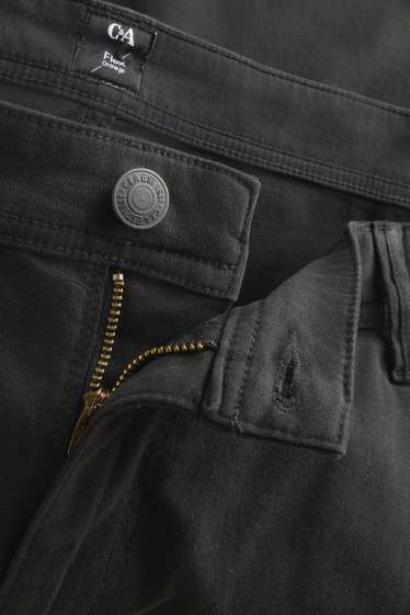 Men - Shorts - black