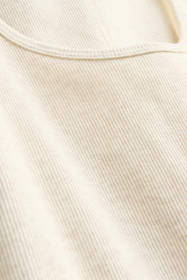 Women - Top - ribbed - creme