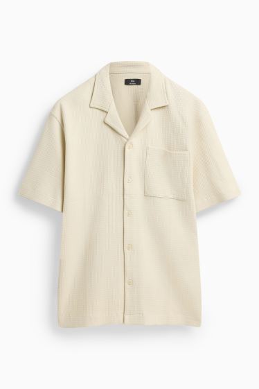 Hommes - Chemise - relaxed fit - col à revers - finition texturée - crème