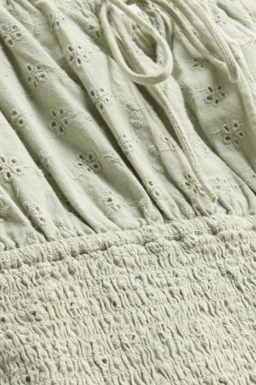 Damen - Crop Bluse - Broderie Anglaise - hellgrün