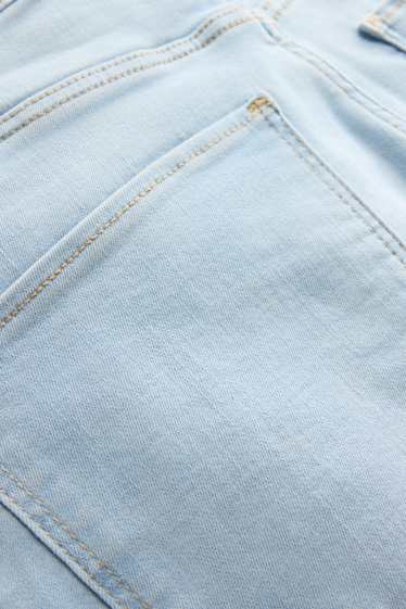 Mujer - Shorts vaqueros - mid waist - LYCRA® - vaqueros - azul claro