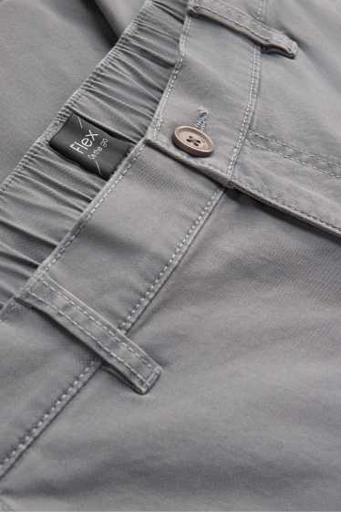 Men - Shorts - Flex - gray