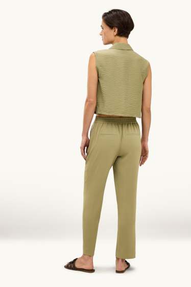 Dames - Pantalon - mid waist - tapered leg - groen
