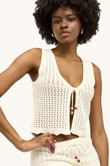 Damen - Crochet-Top - V-Ausschnitt - cremeweiß