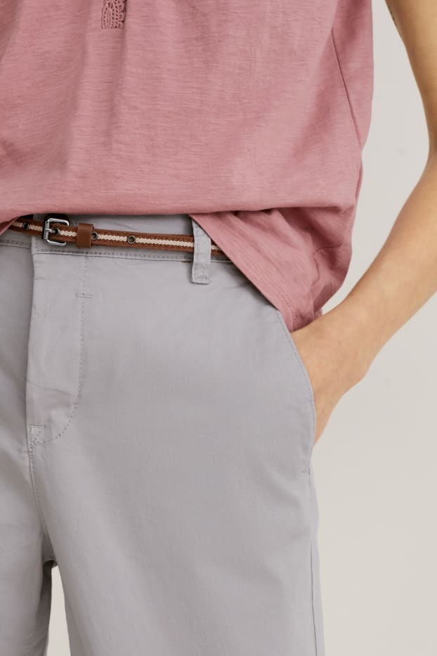 Damen - Stoffhose mit Gürtel - Tapered Fit - hellgrau