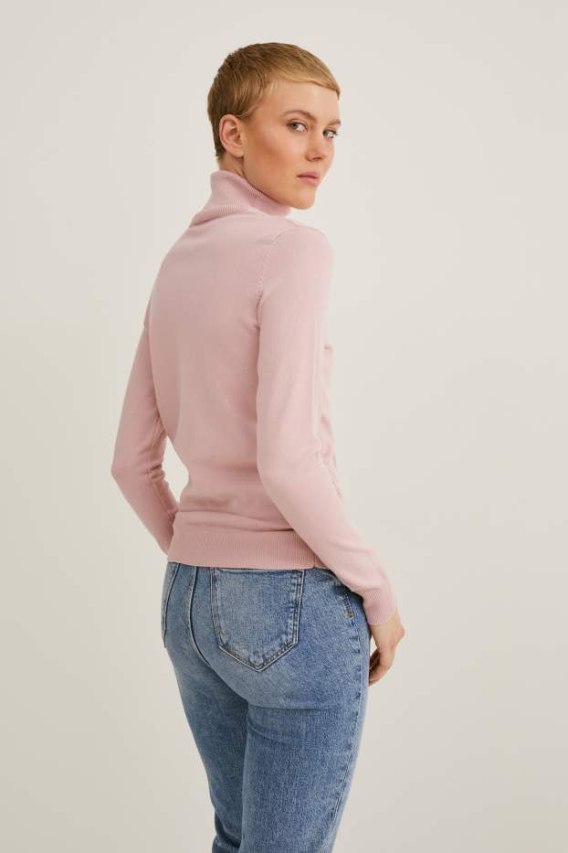 Women - Polo neck jumper - rose