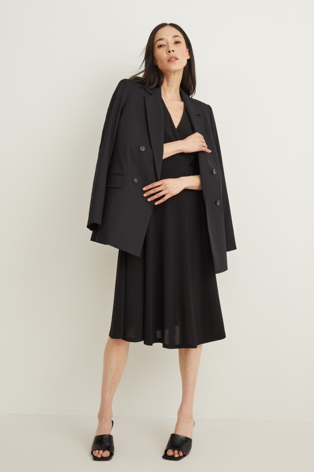 Kobiety - Sukienka w stylu kopertowym - czarny