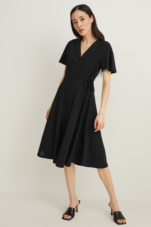 Kobiety - Sukienka w stylu kopertowym - czarny