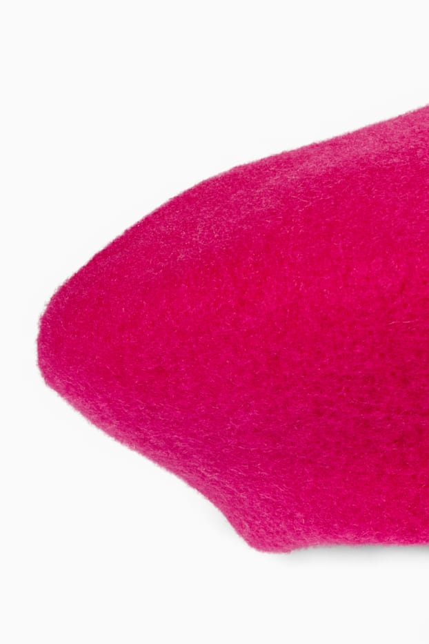 Women - Woollen beret - dark rose