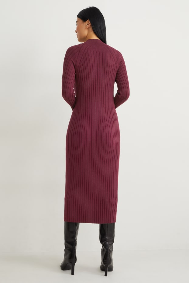 Women - Knitted bodycon dress - bordeaux