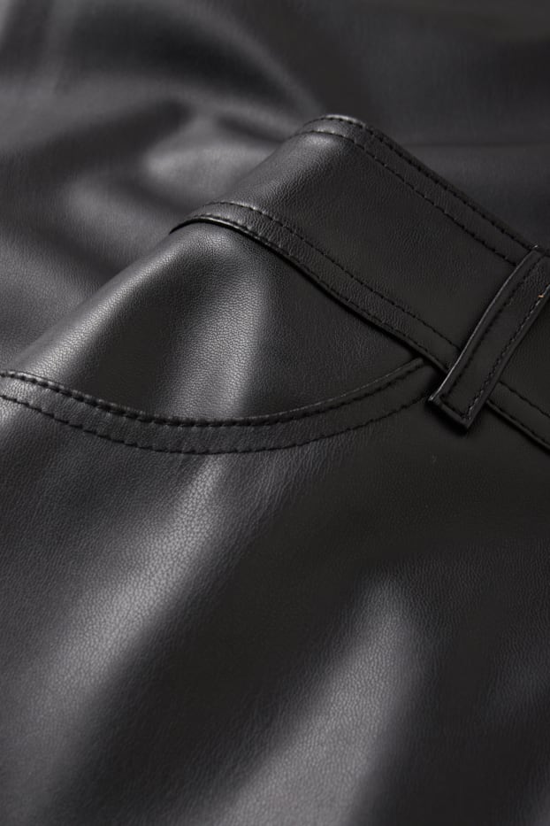 Damen - Rock - Lederimitat - schwarz