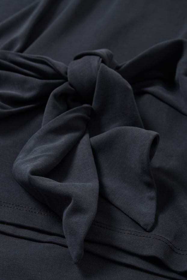 Women - Long sleeve top with knot detail - black